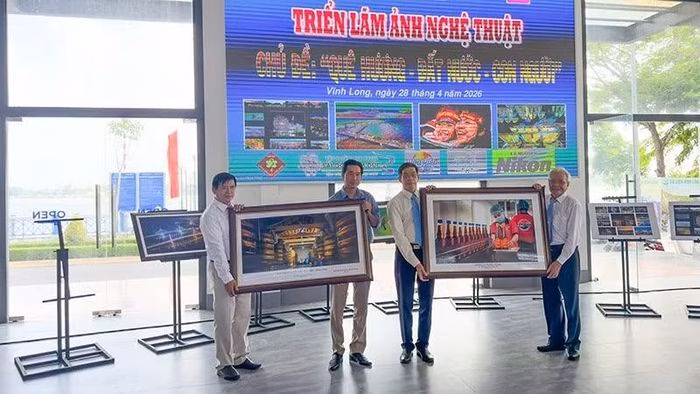 Hình ảnh chi tiết tác phẩm tại triển lãm ảnh Vĩnh Long