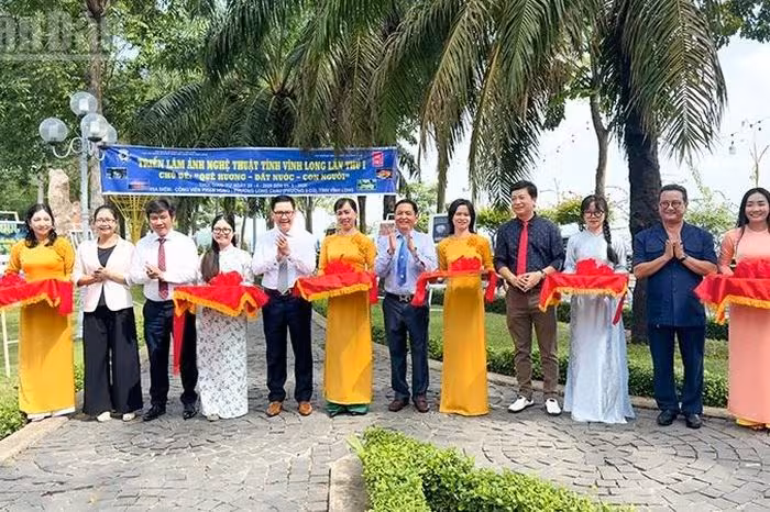 Sắc màu Quê hương tại Triển lãm ảnh nghệ thuật Vĩnh Long lần thứ I
