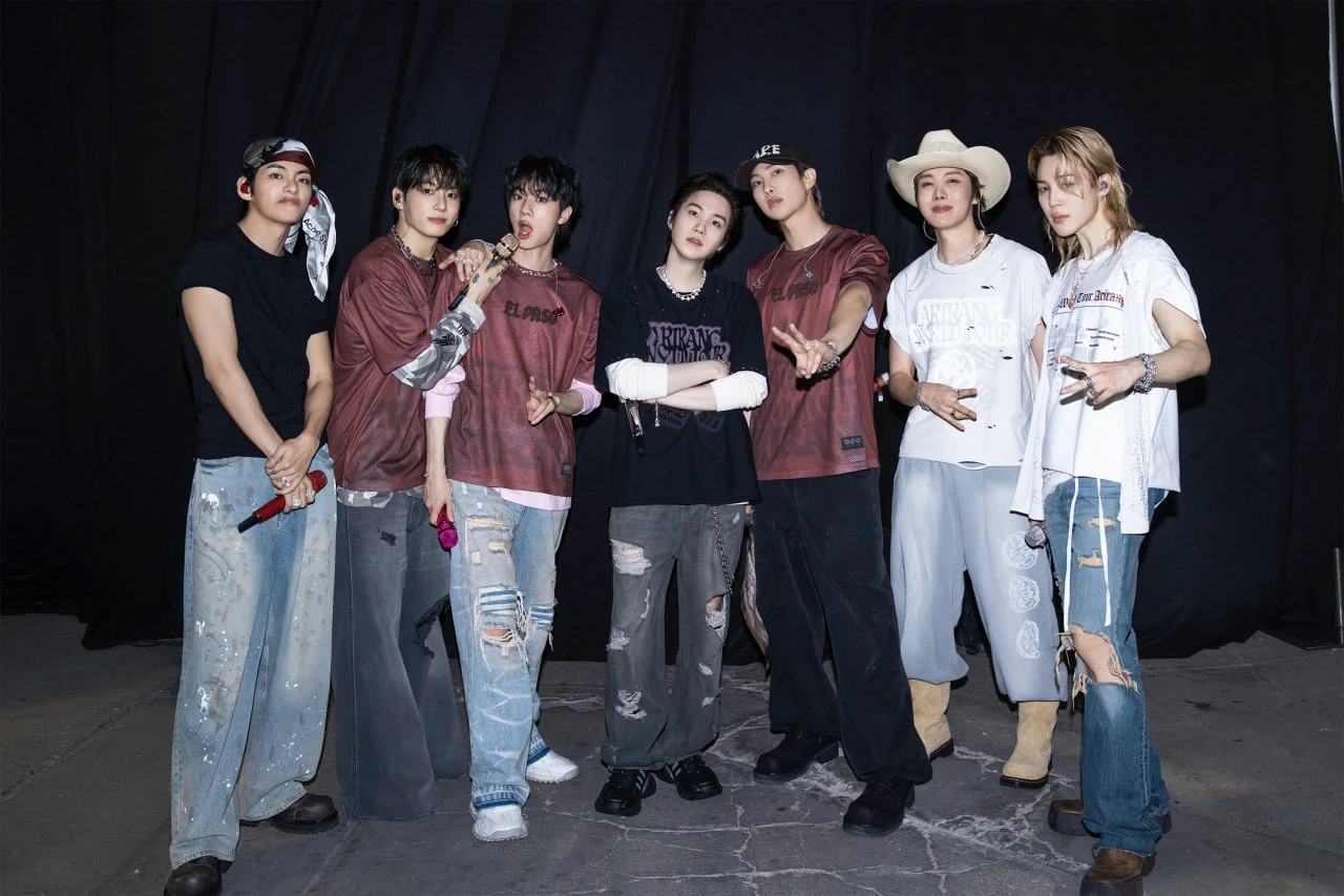Sự trở lại đầy bùng nổ của BTS sau thời gian dài vắng bóng với quy mô tour diễn kỷ lục.
