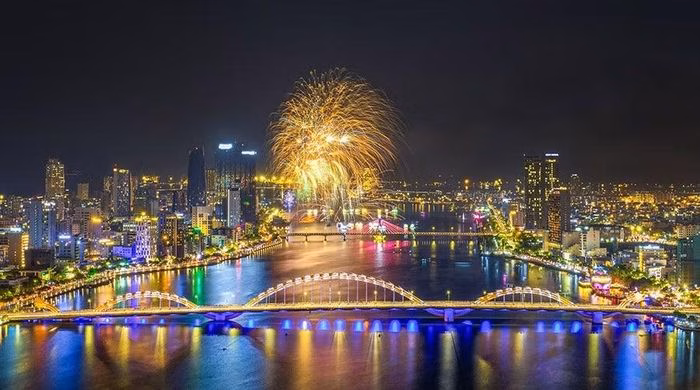 Những sự kiện quy mô lớn như Lễ hội pháo hoa quốc tế đã góp phần định vị Đà Nẵng là thành phố sự kiện năng động hàng đầu khu vực.