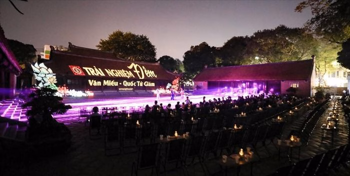 Văn Miếu - Quốc Tử Giám tiên phong ứng dụng công nghệ để đa dạng hóa các sản phẩm văn hóa, thu hút khách tham quan.