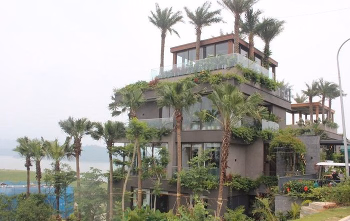 Một căn biệt thự trong dự án Flamingo Maison 108 đang trong quá trình hoàn thiện theo tiêu chuẩn kiến trúc xanh.