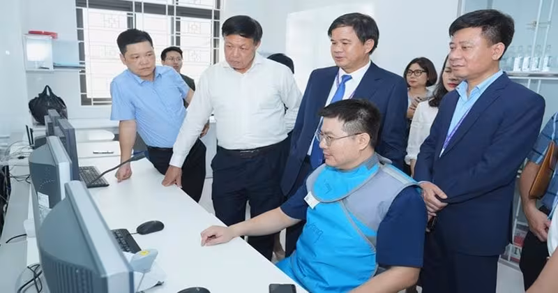 Y tế cơ sở chuyển mình mạnh mẽ, giảm tải cho tuyến trên