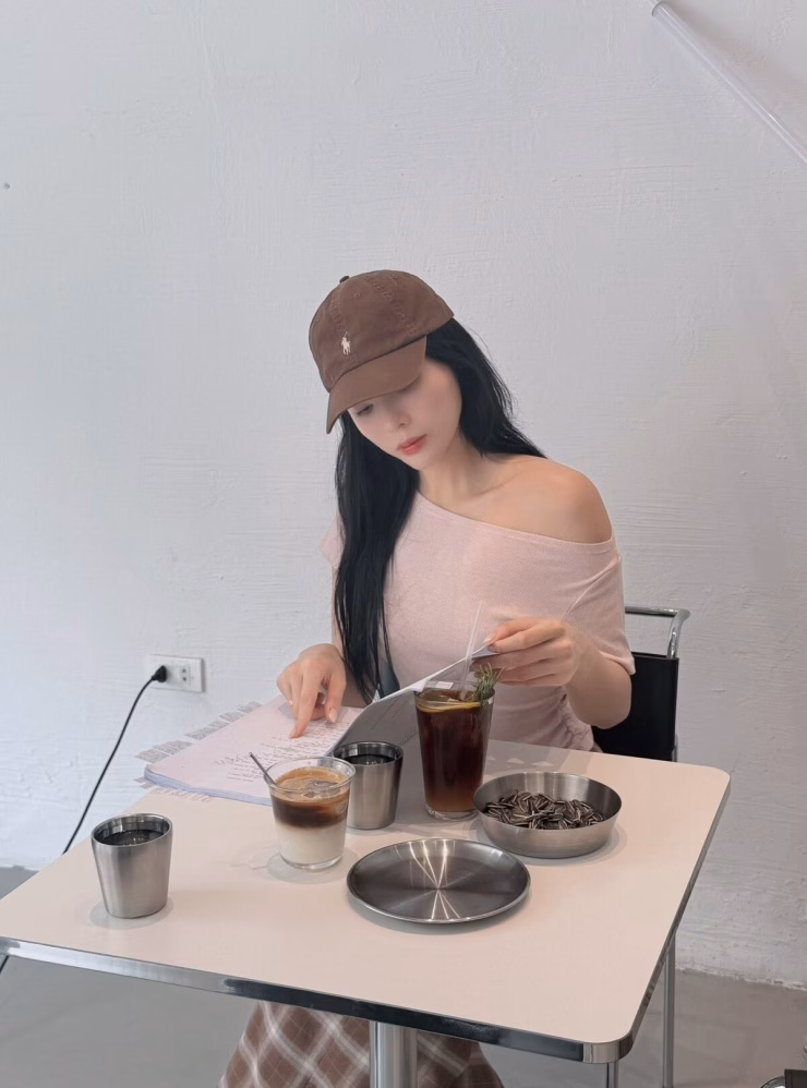 Ca sĩ Linh Phi du lịch Singapore