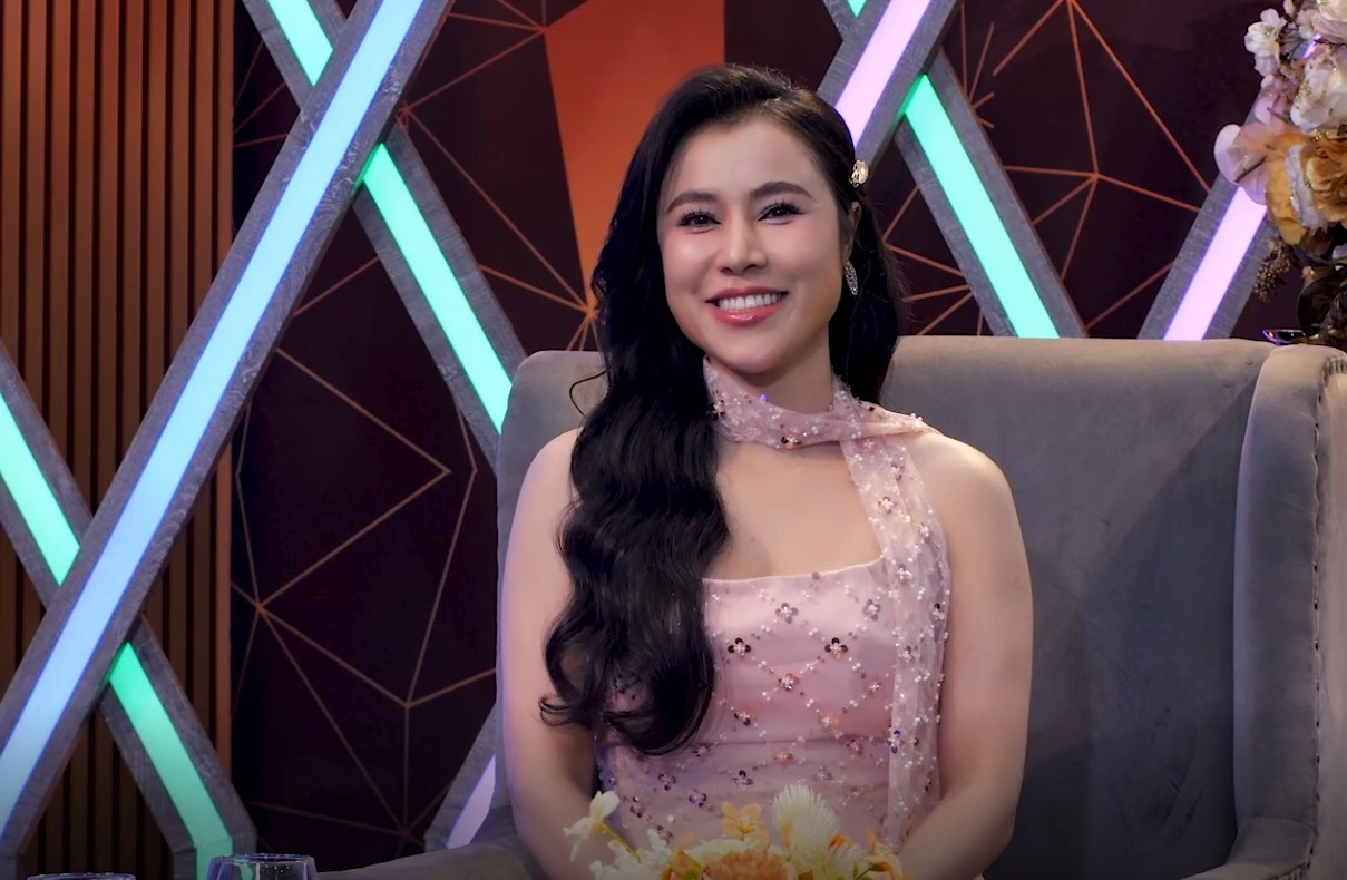 Hồng Gấm chia sẻ về nghề trong talkshow VTV9