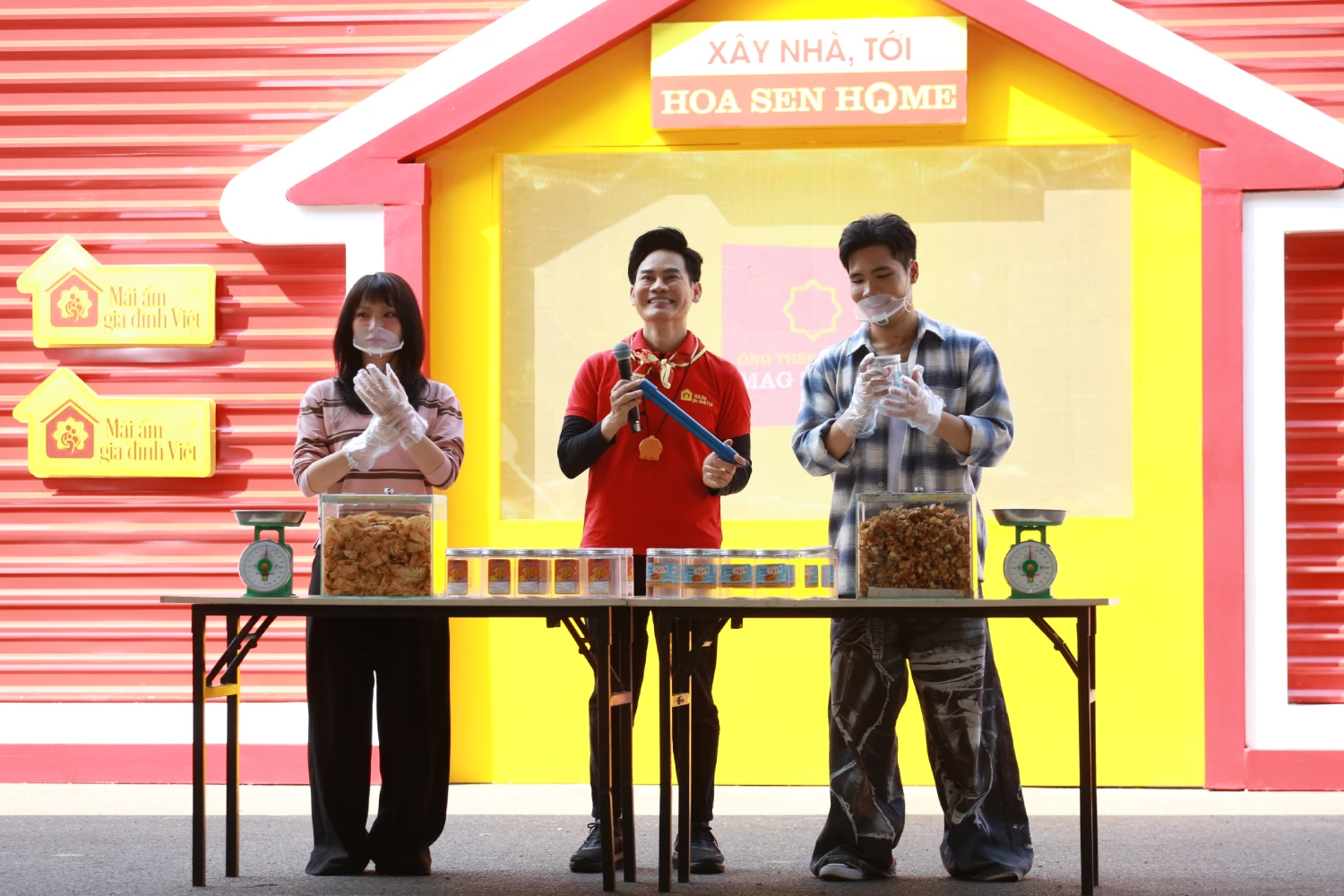 Mỹ Mỹ và Phúc Du tham gia thử thách