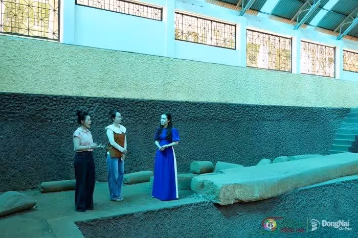 Giải mã Mộ Cự Thạch Hàng Gòn: Bí ẩn kiến trúc đá cổ 2.500 năm